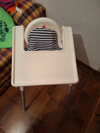 Trona Ikea Antilop Blanca con Bandeja