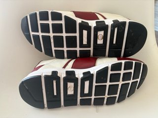 Zapatillas Gucci Blancas y Rojas. Unisex