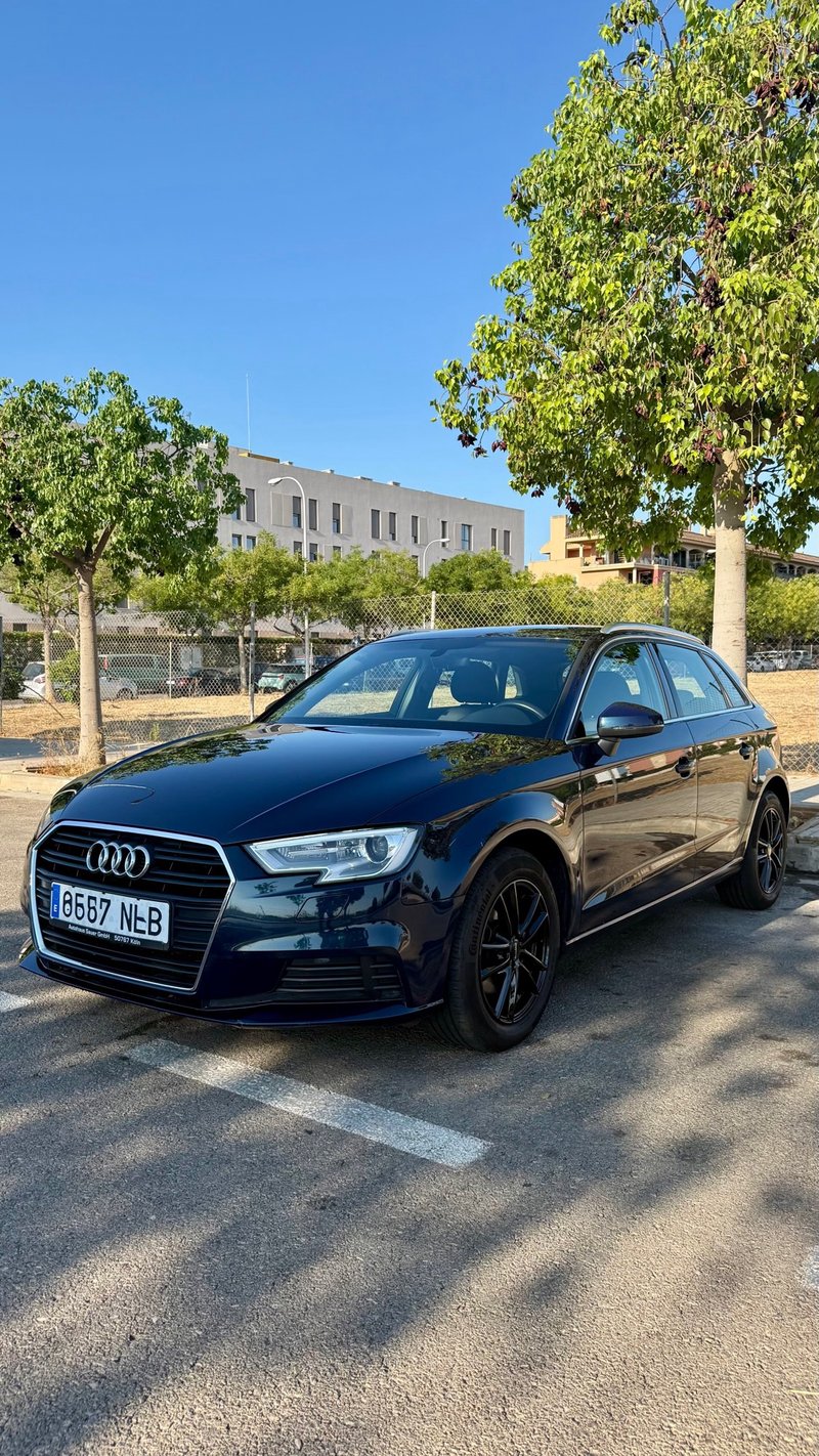 Audi A3 2018 Sportback 30 TFSI - foto 1