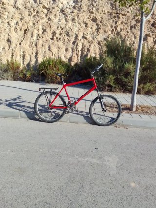Bicicleta Cannondale Roja