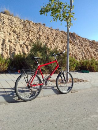 Bicicleta Cannondale Roja