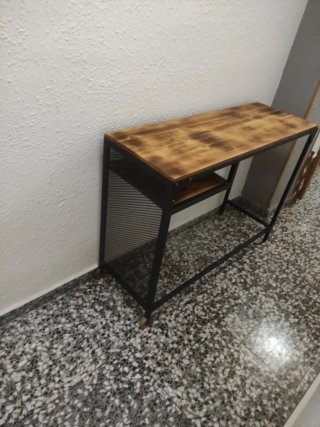 Mesa multiusos madera y metal