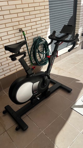 BH Fitness Lyon Climber H9117 Smartbike