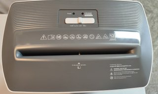 Trituradora de papel microcorte P-4 – 12 hojas