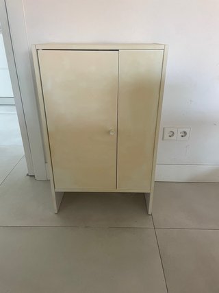 Cómoda Ikea Beige y Blanca pintura a la tiza