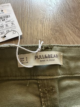 Falda vaquera Pull&Bear verde cremallera