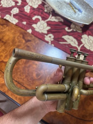 Trompeta Selmer Lightweight L990