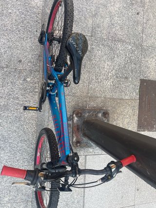 Bicicleta Scott 8-10 años