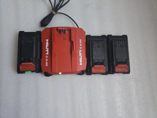 CARGADOR HILTI NURON Y 3 BATERIAS HILTI NURON 4A