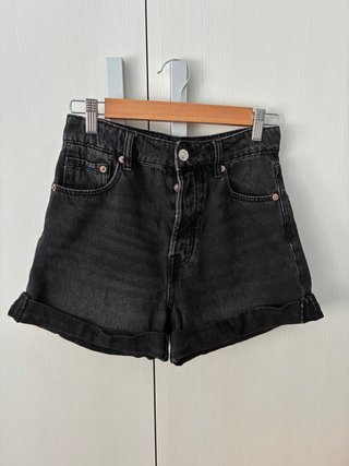 Pantalones vaqueros cortos Stradivarius negros