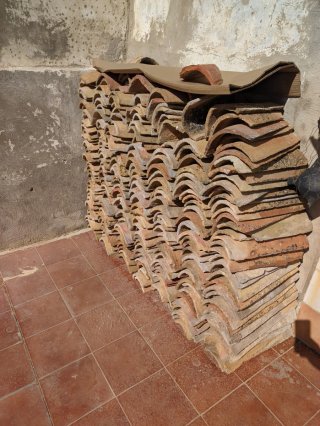 Teja árabe de barro