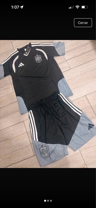 Conjunto Adidas Camiseta y Pantalón Corto