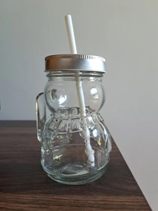 Jarra cristal tapa y pajita