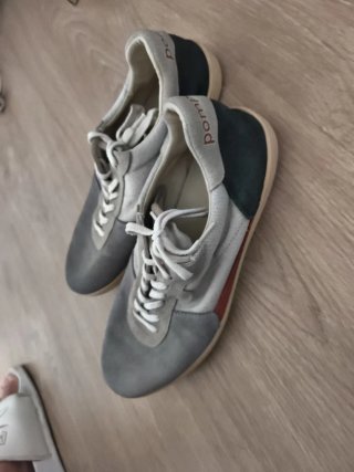 Zapatillas Pompeii grises y verdes
