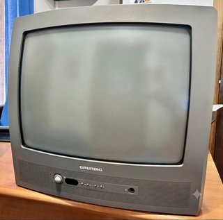 TV Grundig T 51-830  20 pulgadas