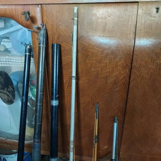 Vecchie canne da pesca
