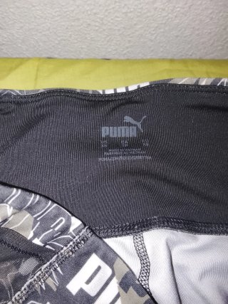 Conjunto deportivo Puma top y leggings