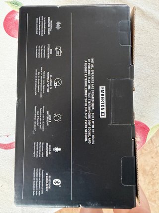 Altavoz Marshall Emberton 3 crema