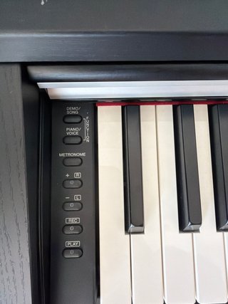 Piano Digital Yamaha Negro