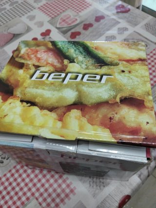 Mini Freidora Eléctrica Beper 1L 950W