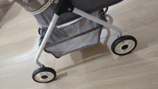 Carrito de muñecas