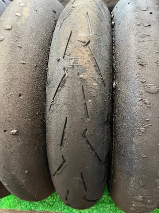 Neumáticos Pirelli Diablo SBK y Supercorsa