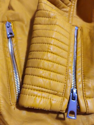 Chaqueta cruzada amarilla mujer