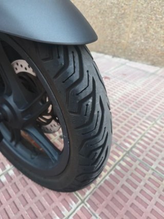 Honda PCX Maxi Scooter Negra/Gris