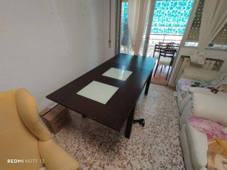 Mesa de salón madera y cristal