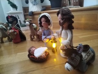 Belén de crochet artesanal