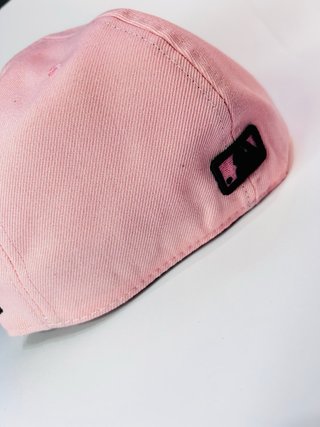 Gorra New Era LA Rosa y Negra