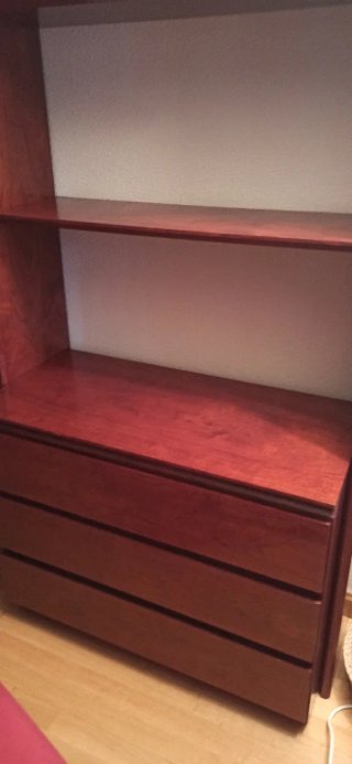 Librería modular de madera