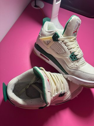 Zapatillas Jordan 4 Verde y Blanco