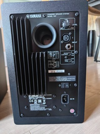 Monitores de estudio Yamaha HS7 Matched Pair (par)