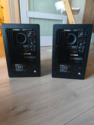 Monitores de estudio Yamaha HS7 Matched Pair (par)