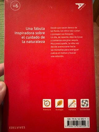 La niña raíz