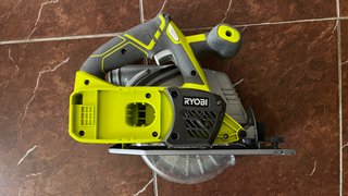 Sierra Circular Ryobi 18V ONE+ (sin batería)