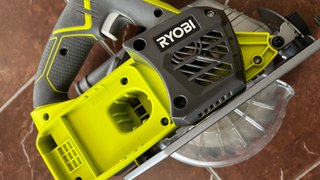 Sierra Circular Ryobi 18V ONE+ (sin batería)