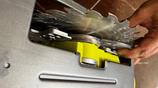 Sierra Circular Ryobi 18V ONE+ (sin batería)