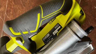 Sierra Circular Ryobi 18V ONE+ (sin batería)
