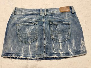 Minifalda vaquera Bershka Talla L/40