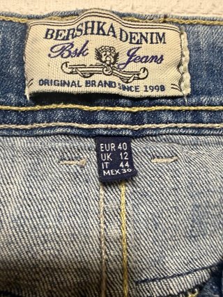 Minifalda vaquera Bershka Talla L/40