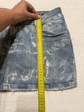 Minifalda vaquera Bershka Talla L/40