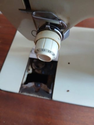Máquina de coser Singer antigua
