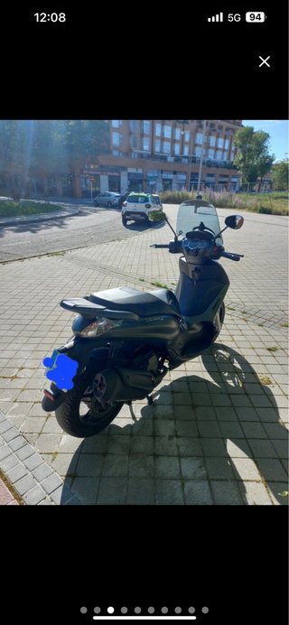 Piaggio Beverly 350ST Verde AVERIADA