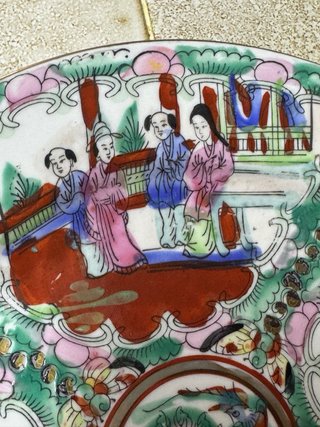 2 Platos Porcelana China Pintada