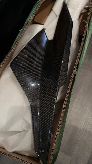 Placas Laterales de Carbono Super Duke 1290