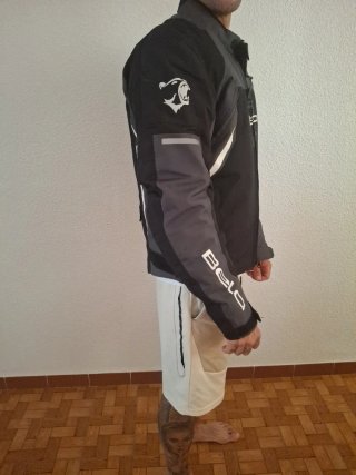 Chaqueta Moto Bela Negra y Gris
