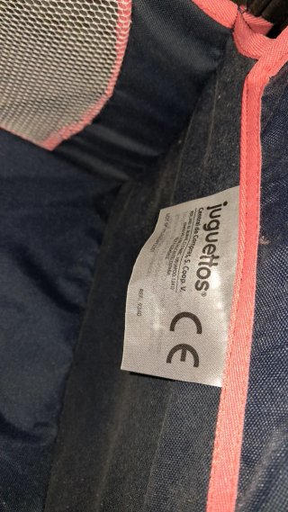 Cuna y trona de juguete para muñecas