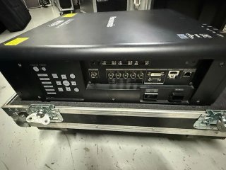 Proyector Láser Panasonic PT-RZ970B 10k Lumens